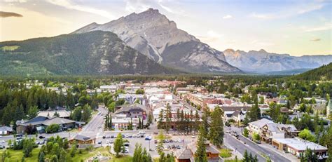 9 of the most charming towns in Canada