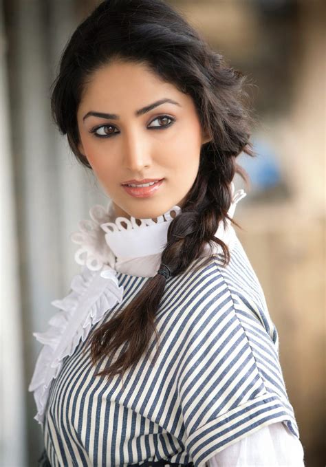 Bollywood Actress: Yami gautam photoshoot