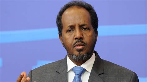 Le nouveau président somalien Hassan Cheikh Mohamud prête serment