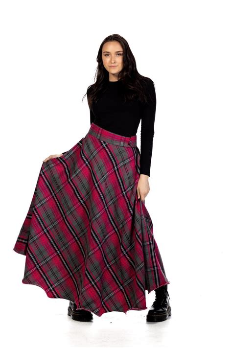 Long Plaid Skirt - Button Zipped | Tartan Skirts For Womens – Scottish Kilt