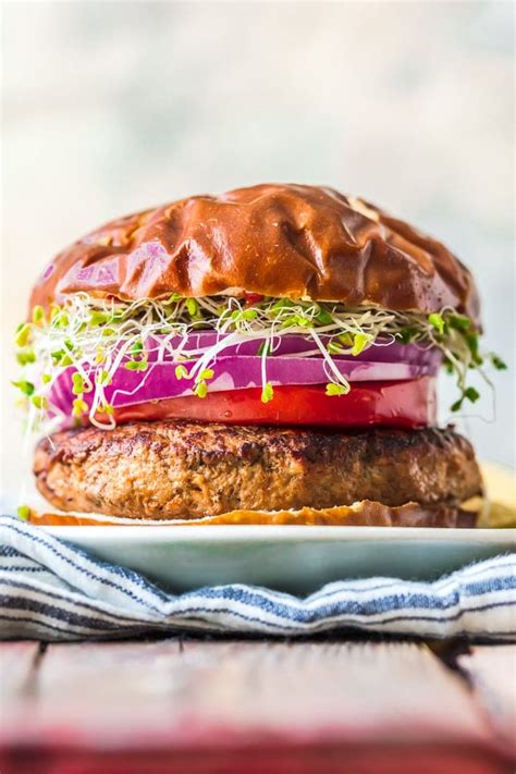 Best Turkey Burger Recipe - Turkey Burgers - VIDEO!!!