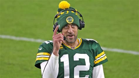 In MVP race, Aaron Rodgers is leader of The Pack