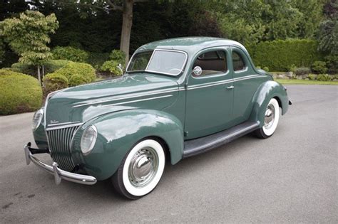 1939 Ford Deluxe | Dragers Classic Cars