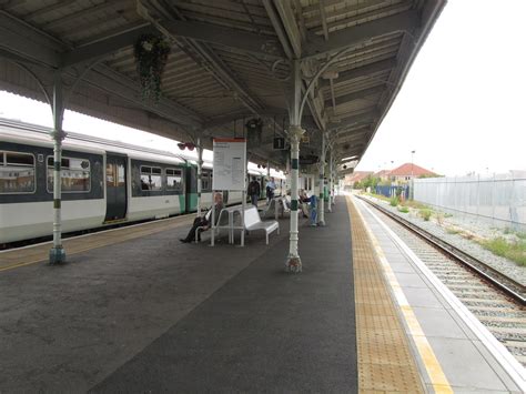 New Cross Gate | New Cross Gate station Platform 1/2 of New … | Flickr