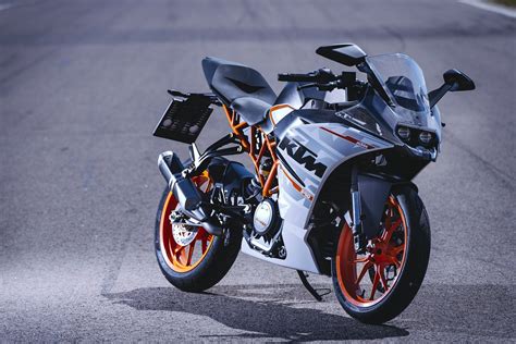 Win a KTM RC 390 | Visordown