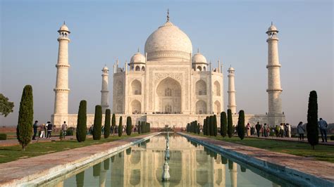 India's Taj Mahal Is Turning Green | Condé Nast Traveler