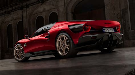 Most Alfa Romeo 33 Stradale buyers choose V6 over electric powertrain