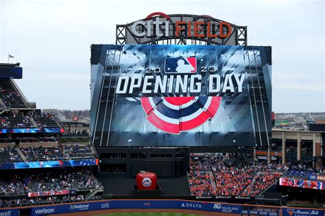 Citi Field scoreboard doesn't even want to be associated with the Mets