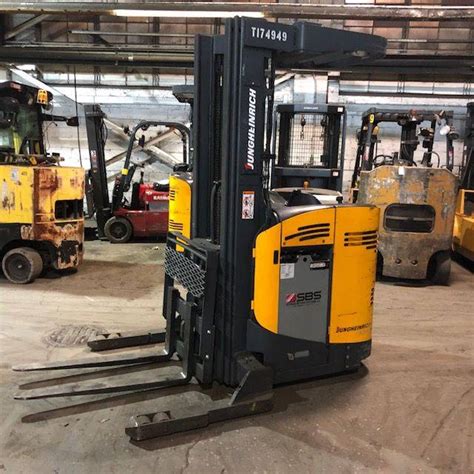 2013 Electric Jungheinrich ETR340 Electric Narrow Aisle Single Reach