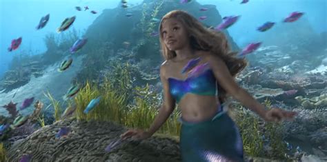 Watch: Halle Bailey Makes a Splash in the First Full-Length Trailer of ‘The Little Mermaid ...