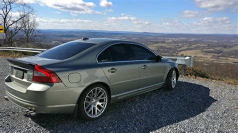 Daily Turismo: Rare Swedish V8: 2007 Volvo S80