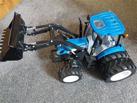 T7050 New Holland Blue toy tractor | in Ilkeston, Derbyshire | Gumtree