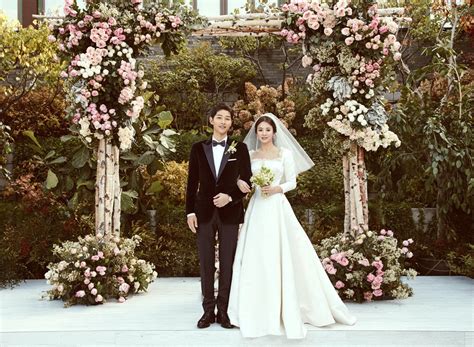 Song Joong Ki And Song Hye Kyo Release Gorgeous Wedding Photos