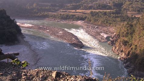 Hanging bridge - Siang river in Arunachal Pradesh becomes Brahmaputra lower down - YouTube