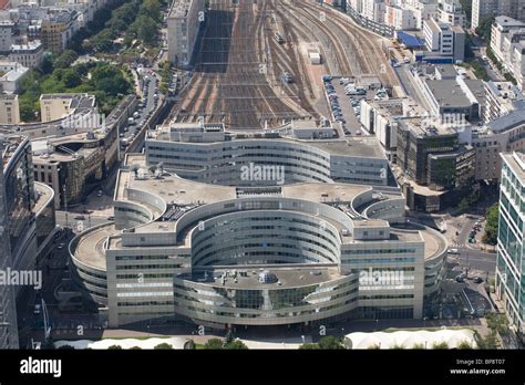 Gare Montparnasse railway station view from Montparnasse tower (Tour Montparnasse Stock Photo ...