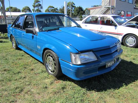 File:Holden Commodore VK Group A Group3.jpg - Wikipedia