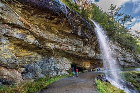 Four Must-See Waterfalls Near Highlands, N.C. - Visit Smokies