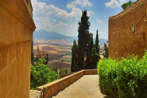 How to Find the Perfect Tuscan Villa