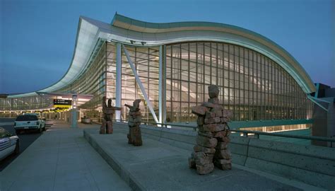 Toronto Pearson International Airport – Terminal 1 – SOM