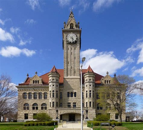 Bowling Green, OH Wood County Courthouse | Wood county, Bowling green, Courthouse