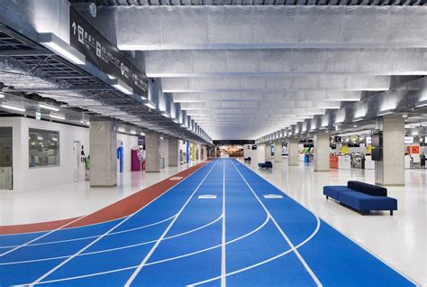 A Running Track Inside Tokyo's Narita Int'l Airport Terminal 3! - Will Run For Miles