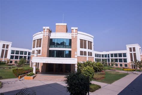 Sandip University, Nashik: Admission, Fees, Courses, Placements, Cutoff, Ranking