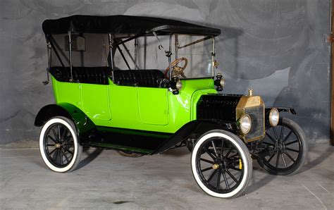 1915 Ford Model T Touring | Gooding & Company