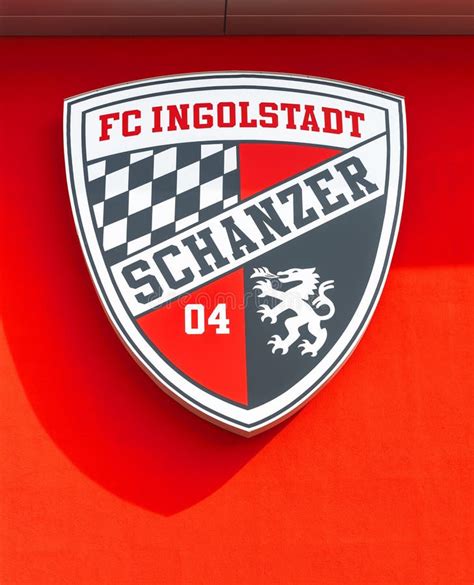 Emblema de FC Ingolstadt imagem de stock editorial. Imagem de esporte ...