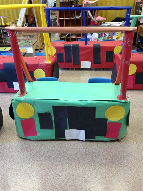 More Safari Jeeps my Kinders LOVED!! | Class decoration, Safari jeep, Decor