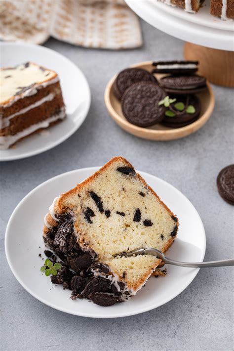 Chocolate Cookie Crunch - bundt•ish