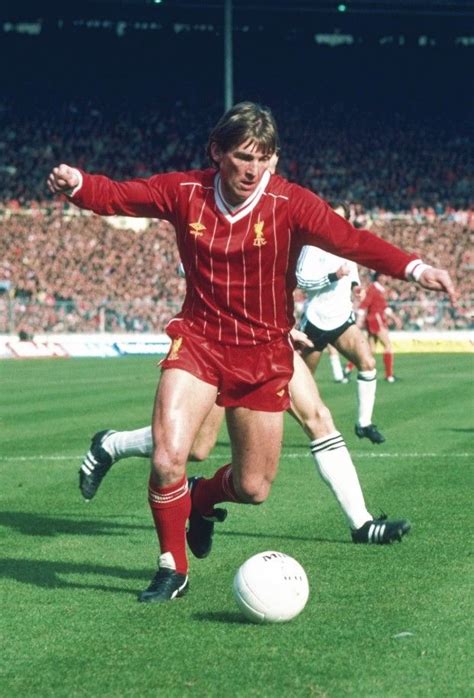 Kenny Dalglish Liverpool 1983 🏴󠁧󠁢󠁳󠁣󠁴󠁿 | Liverpool football, Liverpool ...