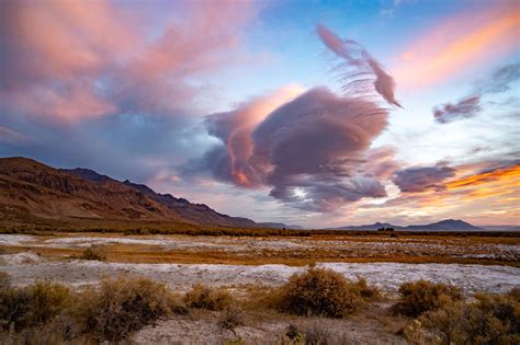 Exploring Alvord Desert and Hot Springs in Oregon - Travelffeine