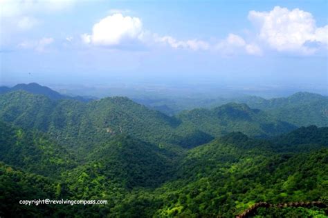 Enchanting Hill Stations in South India - A Revolving Compass...