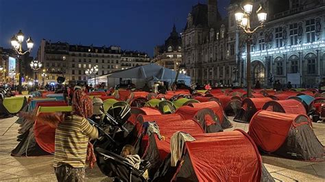 Immigrants set up tents in France – Kimdeyir