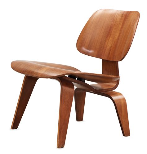 A Charles & Ray Eames "LCW" easy chair, by Herman Miller. - Bukowskis