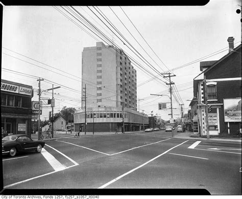 Weston Road and Lawrence Ave West, west corner | Photographe… | Flickr