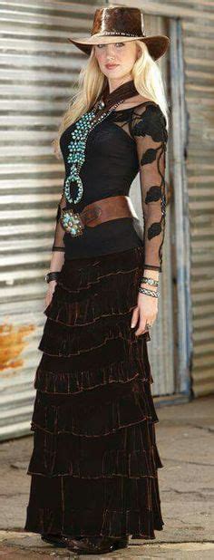 This site has some very interesting fashion designs Cowgirl Style, Cowboy, Gypsy Cowgirl, Space ...