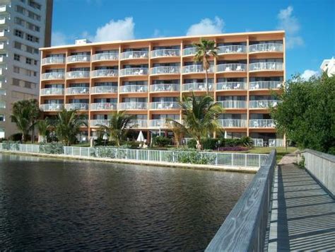 Canada House Beach Club, Pompano Beach, Florida Timeshare Resort | RedWeek