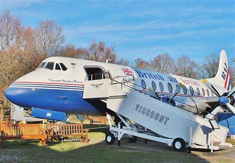 Brooklands Museum :: Vickers 806 Viscount