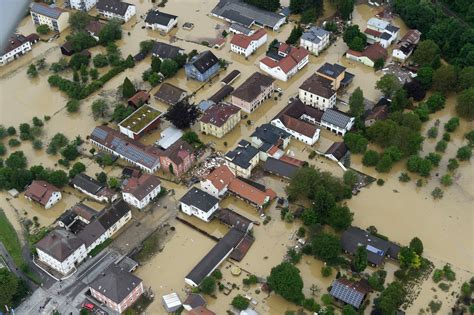 From Paris to Bavaria, Heavy Rains Cause Deadly Floods - The New York Times