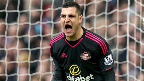 Vito Mannone pens Sunderland contract extension - Eurosport