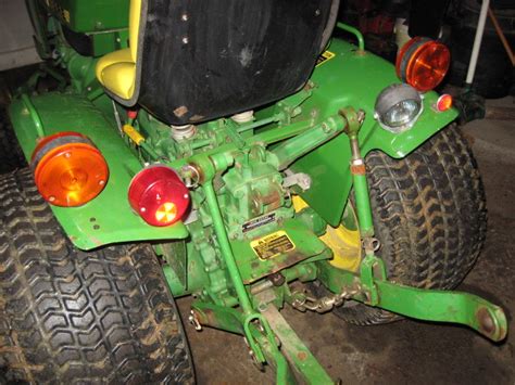 John Deere 650: Specs, Engine, Transmission, Dimensions