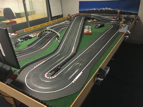 Back Straight - The Bourne Raceway - Scalextric Digital Track Designs