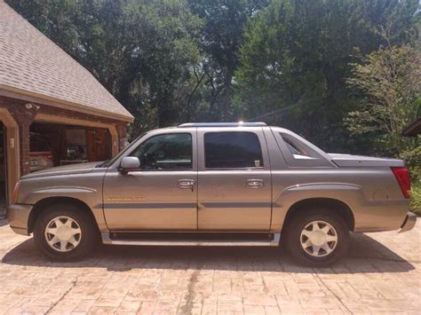 2002 Cadillac Escalade EXT For Sale - Carsforsale.com®