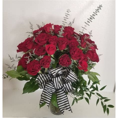 50 Rose Arrangement Carlsbad NM 88220 Florist - Angee's Flowers