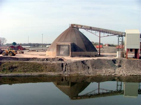 Winsford Salt Mine © STEPHEN RYLE cc-by-sa/2.0 :: Geograph Britain and Ireland