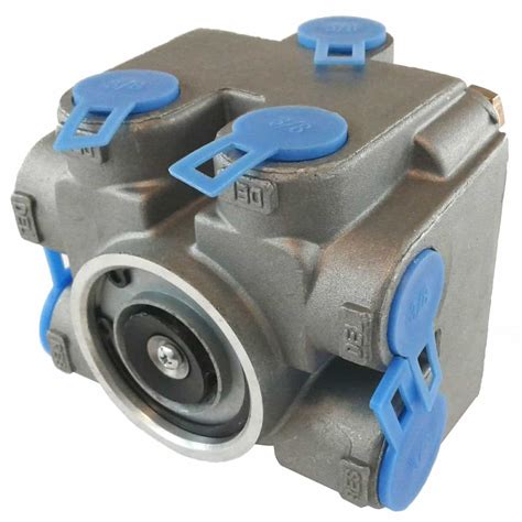 Control Valves: 4 Port Tractor/Trailer Single Control Air Brake Relay Valve - 7.0 PSI