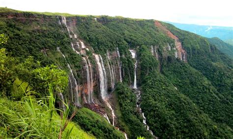 Nohsngithiang Falls Cherrapunji (Seven Sisters waterfalls), Meghalaya ...