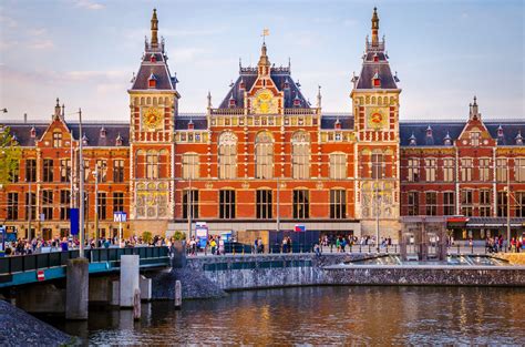 Amsterdam Private City Tour, Heineken Brewery & Van Gogh Museum Visit - Nordic Experience