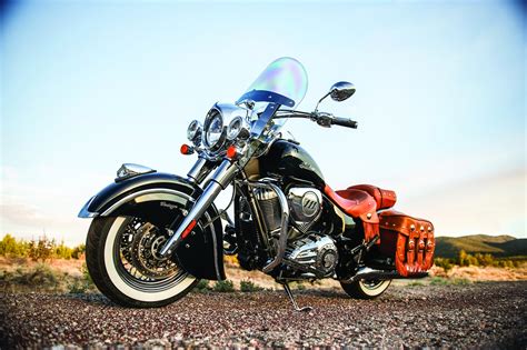 2014 Indian Chief Vintage Official Pictures - autoevolution